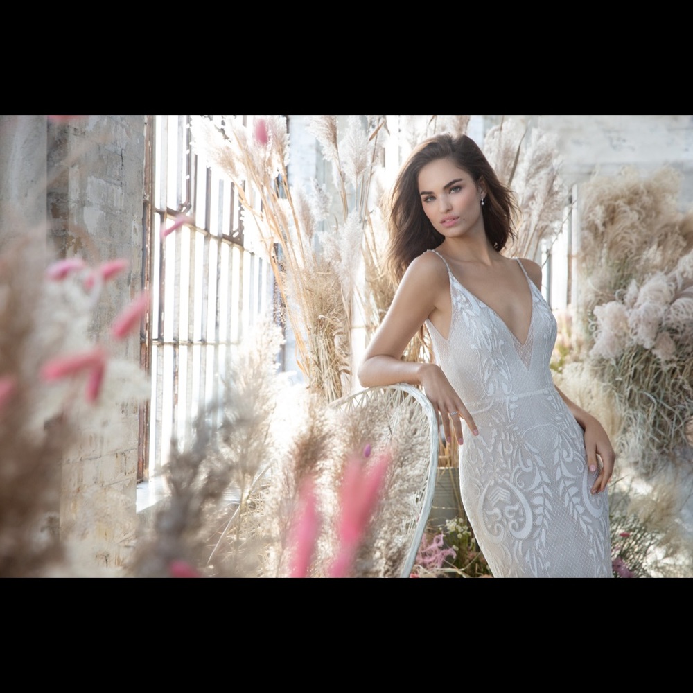 Tara Keely by Lazaro Sofia 2909 wedding dress